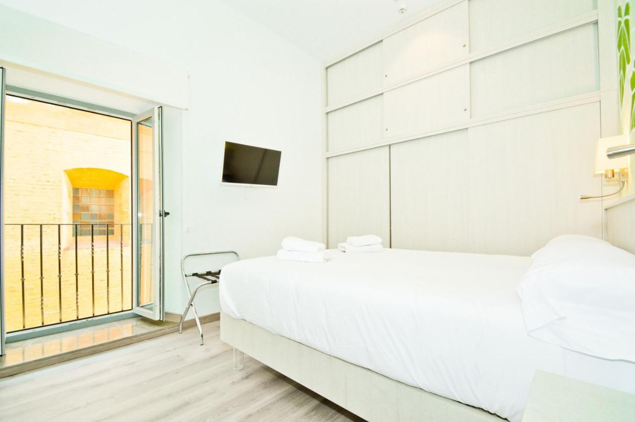 Appartamento Ivy House Siviglia Esterno foto