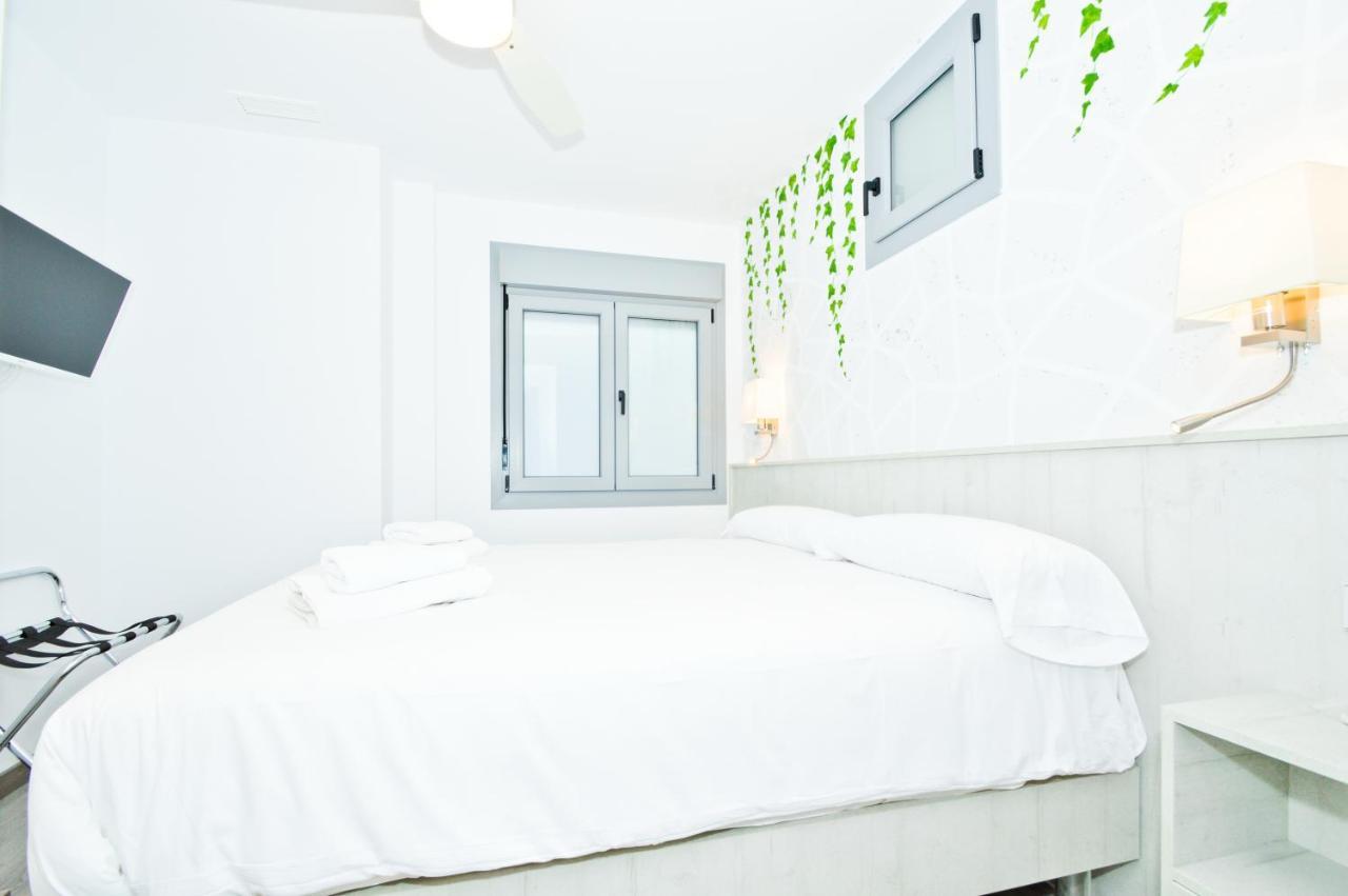 Appartamento Ivy House Siviglia Esterno foto