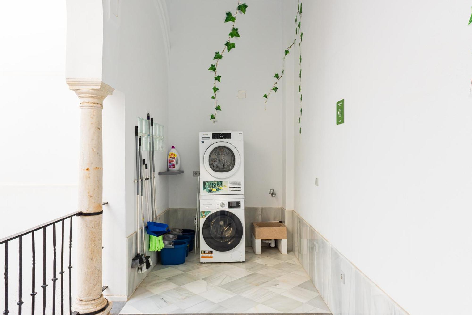 Appartamento Ivy House Siviglia Esterno foto