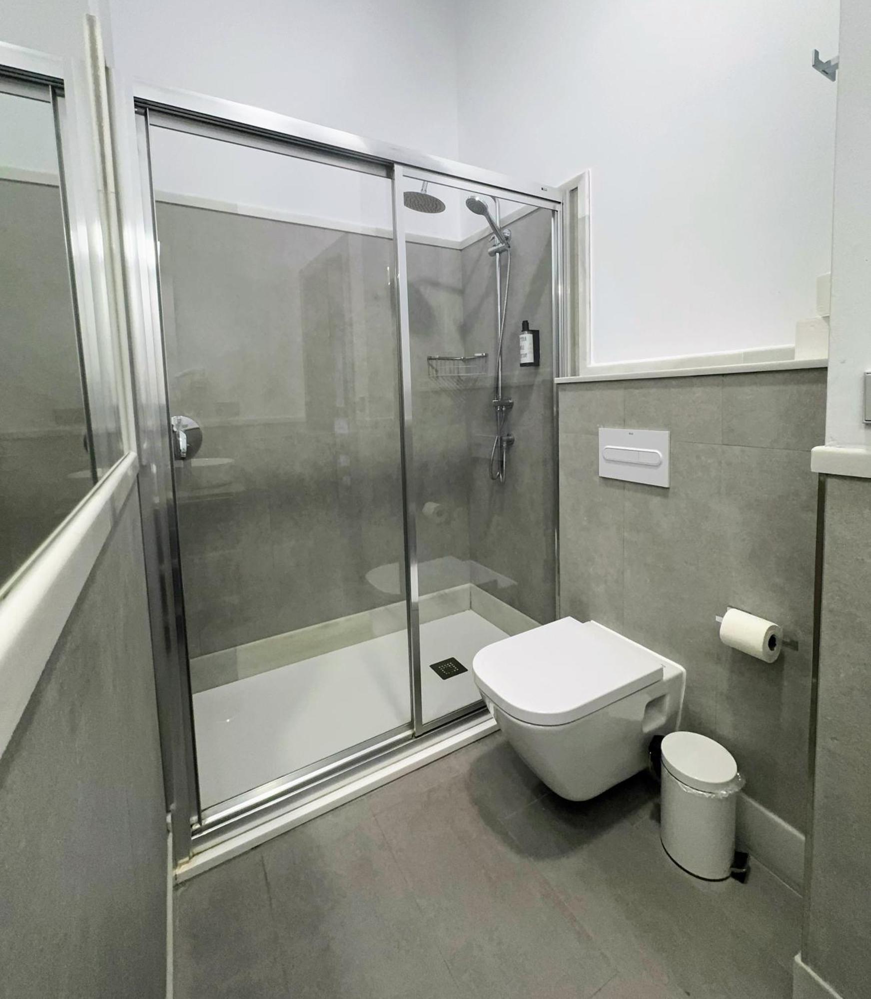 Appartamento Ivy House Siviglia Esterno foto